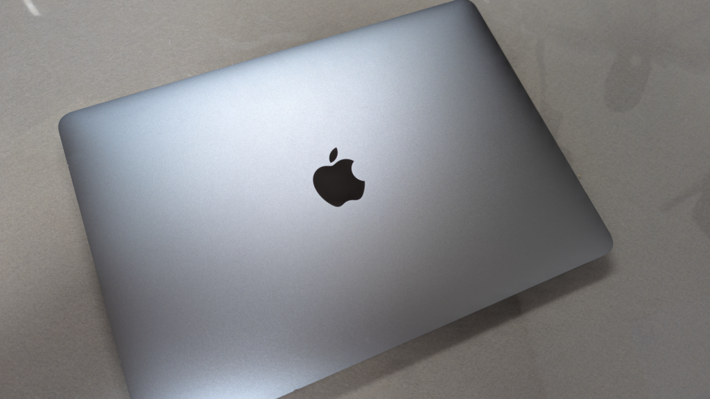 Macbook Proの筐体